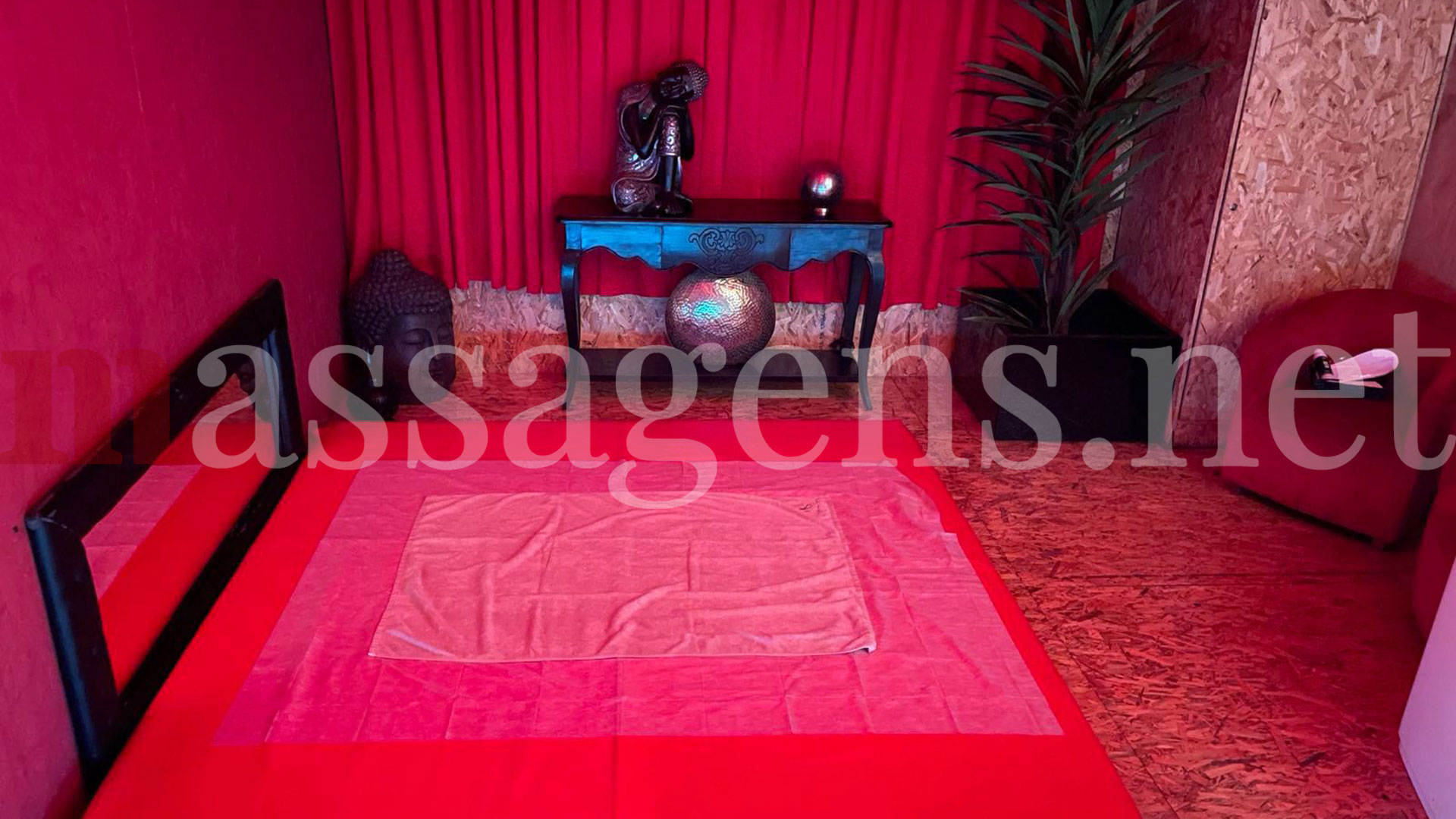 Foto horizontal Massagista Instalações